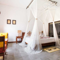 Alam Puisi Villa