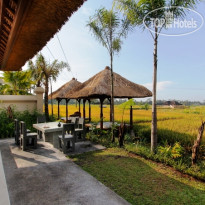 Alam Puisi Villa