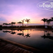 Cross Paasha Bali Seminyak  