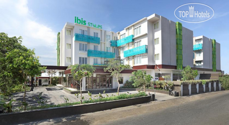 Grand Livio Kuta Hotel