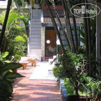 Adika Sari Bungalows