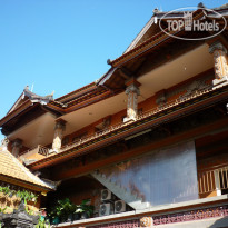 Bemo Corner Guest House