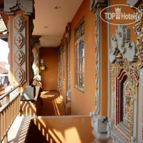 Bemo Corner Guest House