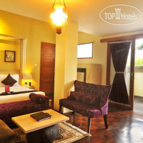 Marbella Pool Suites 