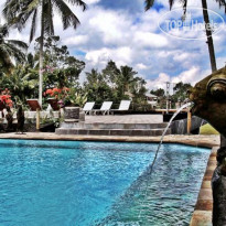 Cempaka Belimbing Villas 