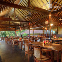 Cempaka Belimbing Villas 