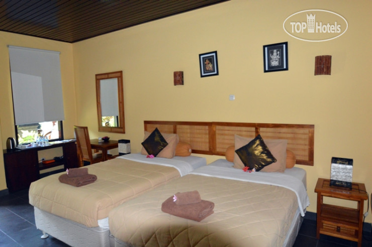 Hotelier's photos Padang Bai Beach Resort 3*