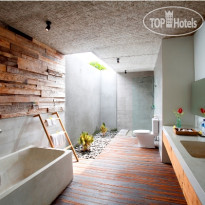 Villa Kayu Lama Ванная комната