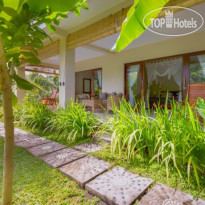 Adi Villa Территория отеля