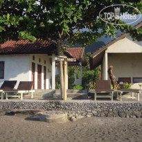 Volcano Beach Bungalows 