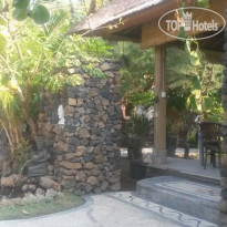 Amed Harmony Cafe And Bungalow 
