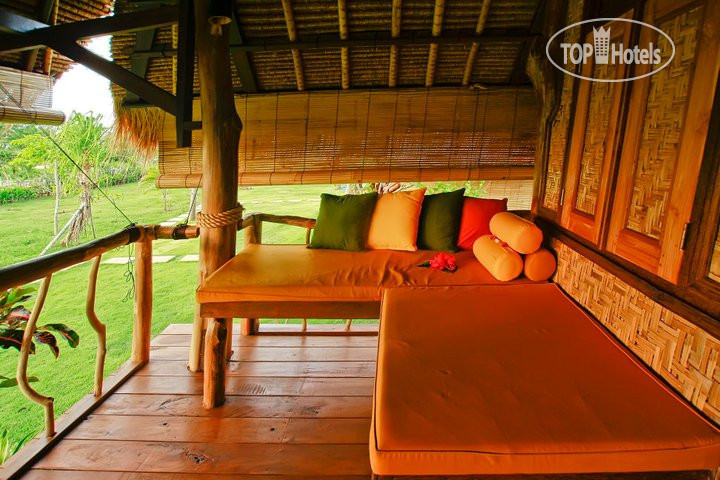 Flower Bud Bungalow Balangan