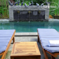 Desak Putu Putra Hidden 