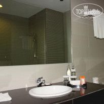 100 Sunset 2 Hotel