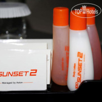 100 Sunset 2 Hotel