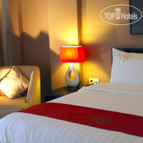 100 Sunset 2 Hotel