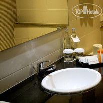100 Sunset 2 Hotel