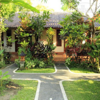Gusti Kaler House