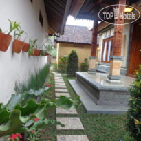 Uma Dewi Guest House