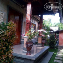 Uma Dewi Guest House