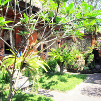 Tunjung Bungalows