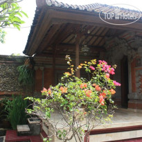 Tunjung Bungalows