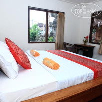 Budi House Bungalows