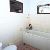 Budi House Bungalows