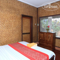 Budi House Bungalows