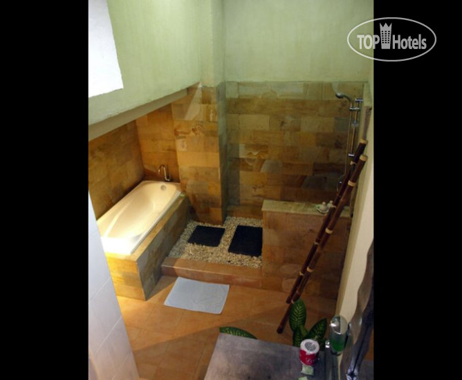 New photos from tourists Okawati Hotel 2*