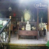 Pradha Guest House And Restaurant