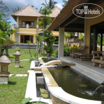 Aruna Villa