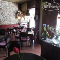 Nuriani Restaurant And Rooms 