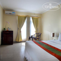 J Lestari Hotel