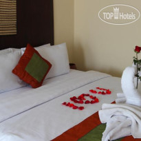 J Lestari Hotel