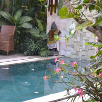 Tri Sandhya Villa