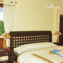 Three Dewi's Guest House