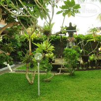 Three Dewi's Guest House