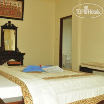 Three Dewi's Guest House