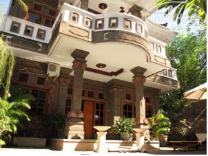 Hotelier's photos Shinta House 2*