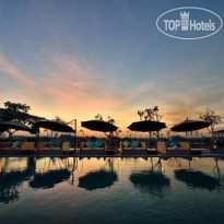 DevinSky Hotel Seminyak