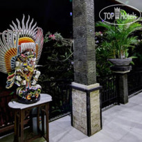 Budha's Guest House 