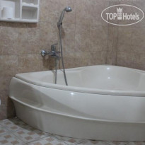 Puri Anom Guest House 