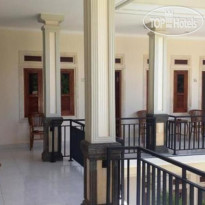 Warung Coco Poppies 2