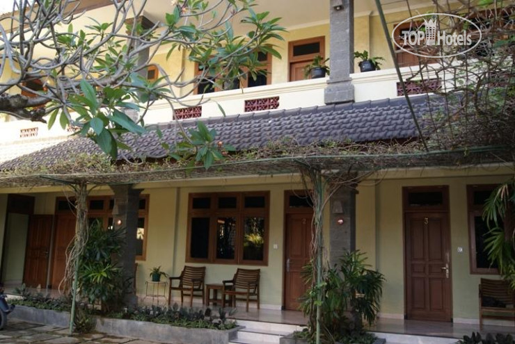 Hotelier's photos Puri Bunga Inn 1*