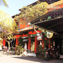 Sekar Sari Inn