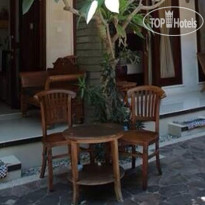 Pondok Krishna Poppies