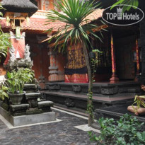 Pondok Krishna Poppies