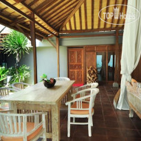 D lima Hotel & Villas