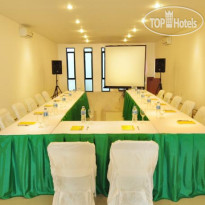 D lima Hotel & Villas